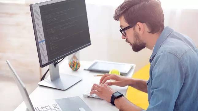 软件开发公司-选择软件开发人员需要注意哪些？-北京星空体育综合登录入口（中国）官方网站